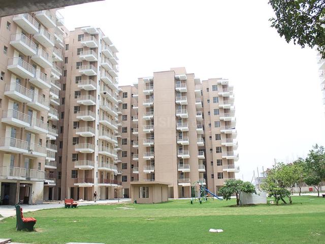 2 BHK Apartment in Sector 85 for resale Faridabad. The reference number is 20737503