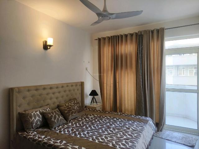 2 BHK Apartment in Sector 86 for rent Gurgaon. The reference number is 19899303