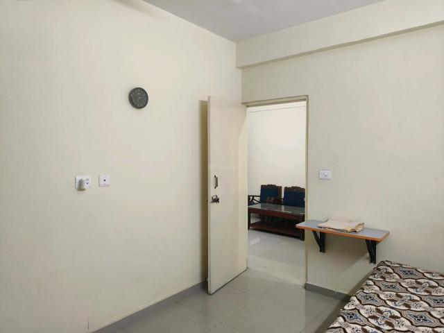 2 BHK Apartment in Sector 86 for rent Gurgaon. The reference number is 20400959