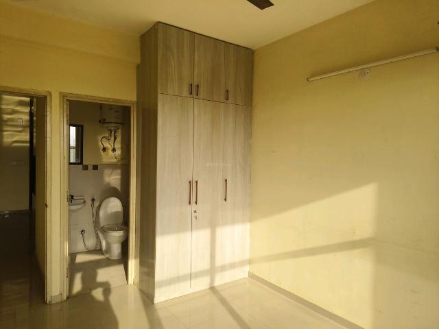 2 BHK Apartment in Sector 86 for rent Gurgaon. The reference number is 20401035