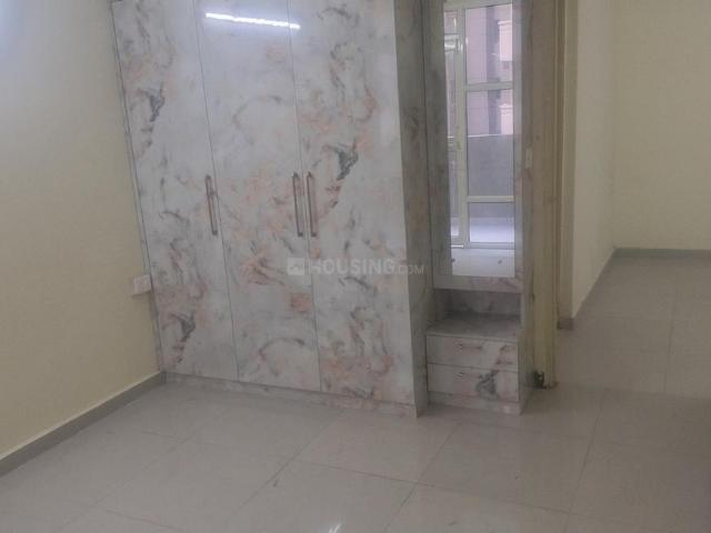 2 BHK Apartment in Sector 86 for resale Gurgaon. The reference number is 19510349