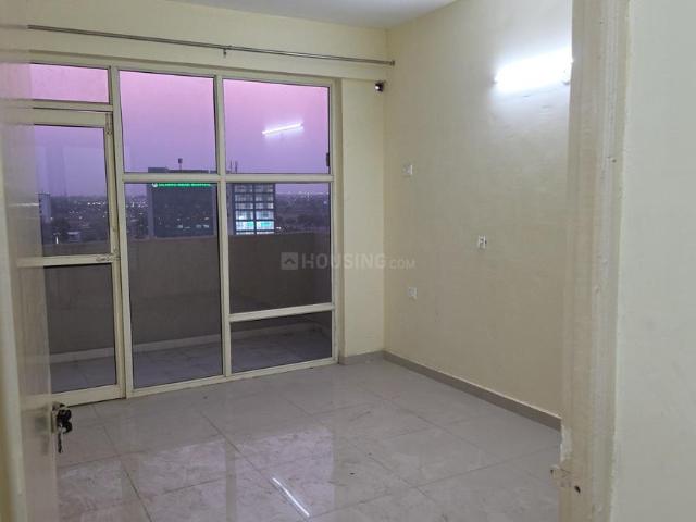 2 BHK Apartment in Sector 86 for resale Gurgaon. The reference number is 19831092