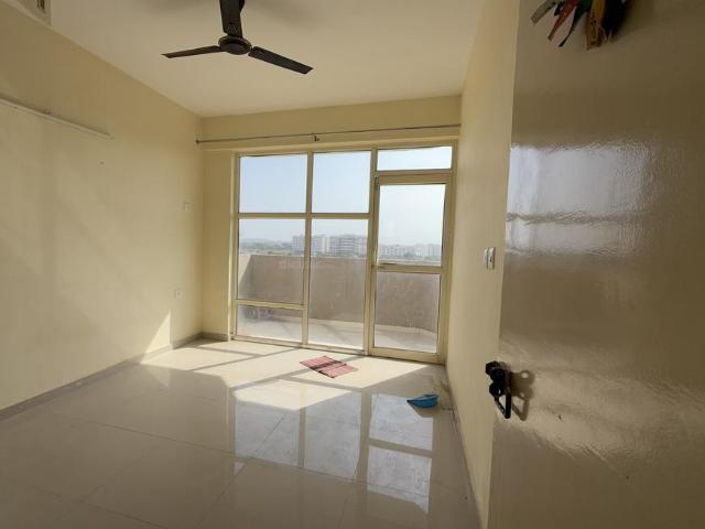 2 BHK Apartment in Sector 86 for resale Gurgaon. The reference number is 20545760
