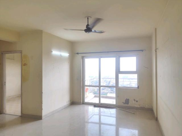 2 BHK Apartment in Sector 86 for resale Faridabad. The reference number is 19379929