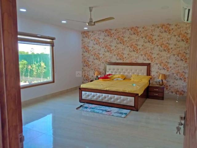 2 BHK Apartment in Sector 87 for resale Noida. The reference number is 13172790
