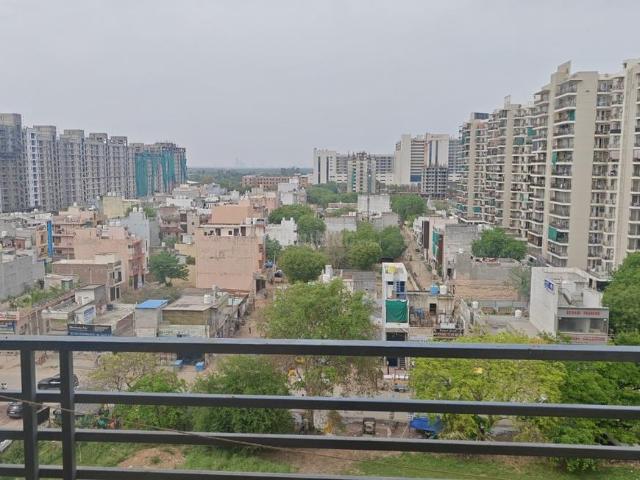 2 BHK Apartment in Sector 88 for rent Faridabad. The reference number is 19867362