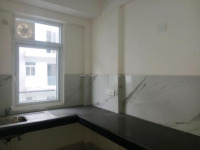 2 BHK Apartment in Sector 89 for resale Gurgaon. The reference number is 19342451