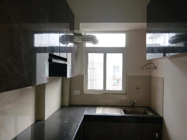 2 BHK Apartment in Sector 89 for resale Gurgaon. The reference number is 19362804