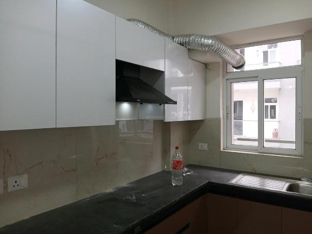 2 BHK Apartment in Sector 89 for resale Gurgaon. The reference number is 19362995