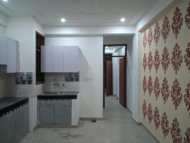 2 BHK Apartment in Sector 89 for resale Noida. The reference number is 19035755