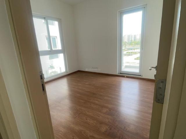 2 BHK Apartment in Sector 89A for resale Gurgaon. The reference number is 20580529