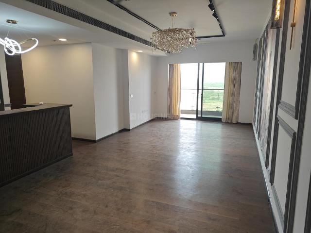 2 BHK Apartment in Sector 89A for resale Gurgaon. The reference number is 20367589