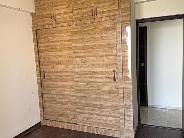 2 BHK Apartment in Sector 80 for rent Faridabad. The reference number is 19809086