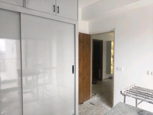 2 BHK Apartment in Sector 81 for rent Gurgaon. The reference number is 19511273