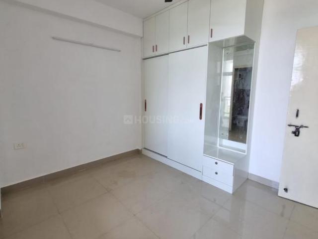 2 BHK Apartment in Sector 81 for rent Gurgaon. The reference number is 20601217