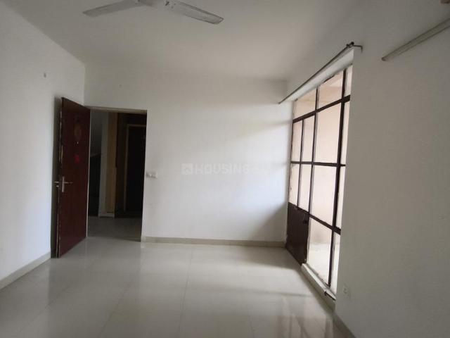 2 BHK Apartment in Sector 81 for rent Gurgaon. The reference number is 20604462