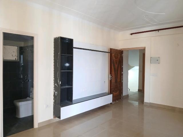 2 BHK Apartment in Sector 81 for rent Gurgaon. The reference number is 20751398