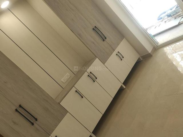 2 BHK Apartment in Sector 81 for rent Gurgaon. The reference number is 20078075