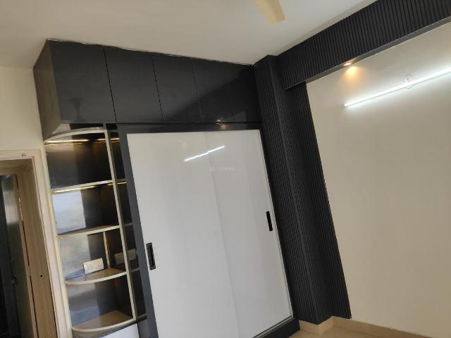 2 BHK Apartment in Sector 81 for rent Gurgaon. The reference number is 20183210