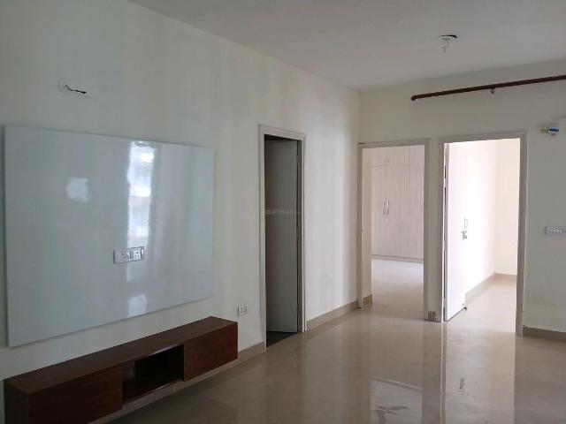 2 BHK Apartment in Sector 81 for rent Gurgaon. The reference number is 20366547