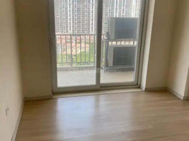 2 BHK Apartment in Sector 81 for resale Gurgaon. The reference number is 20366631