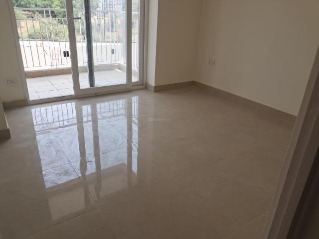 2 BHK Apartment in Sector 81 for resale Gurgaon. The reference number is 20380097