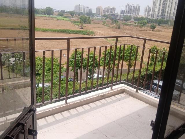 2 BHK Apartment in Sector 81 for resale Gurgaon. The reference number is 20398366