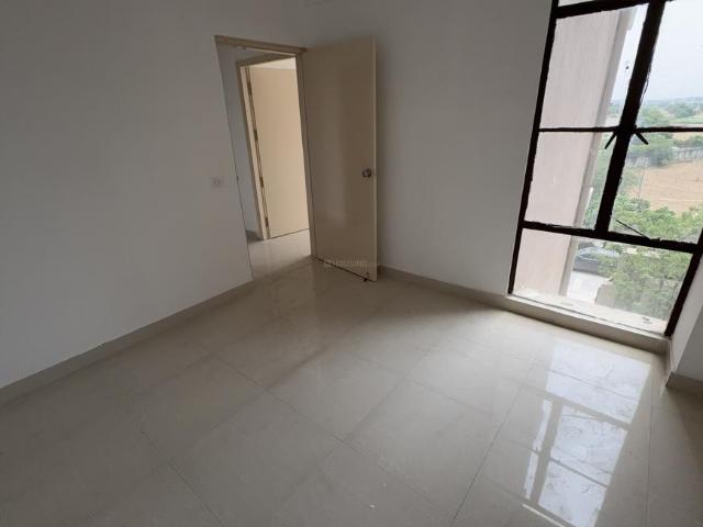 2 BHK Apartment in Sector 81 for resale Gurgaon. The reference number is 20398324
