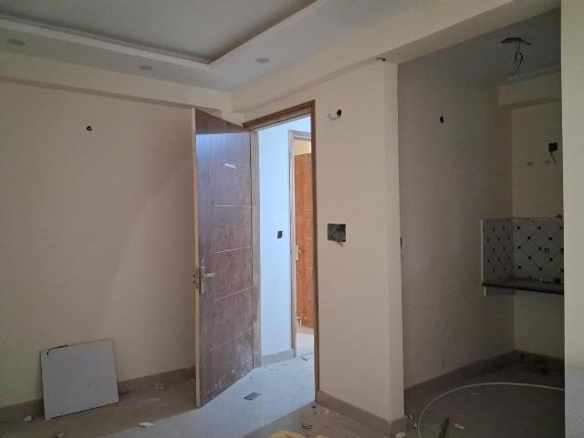 2 BHK Apartment in Sector 81 for resale Noida. The reference number is 20352691