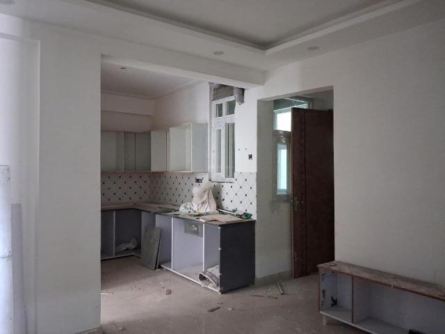 2 BHK Apartment in Sector 81 for resale Noida. The reference number is 20352748
