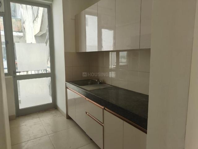 2 BHK Apartment in Sector 83 for rent Gurgaon. The reference number is 19851183