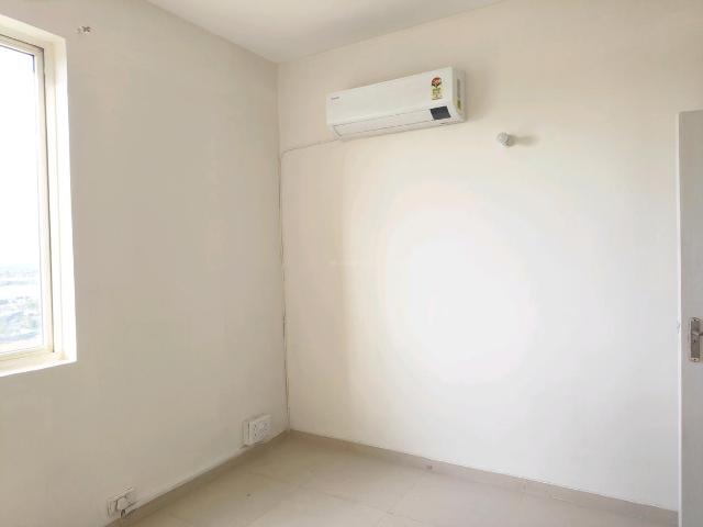 2 BHK Apartment in Sector 83 for rent Gurgaon. The reference number is 20473904