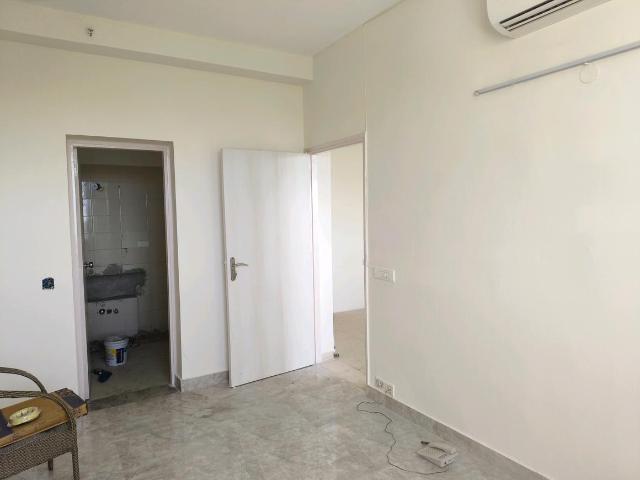 2 BHK Apartment in Sector 83 for rent Gurgaon. The reference number is 20474753