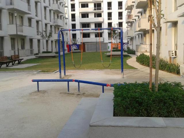 2 BHK Apartment in Sector 83 for resale Gurgaon. The reference number is 19717759