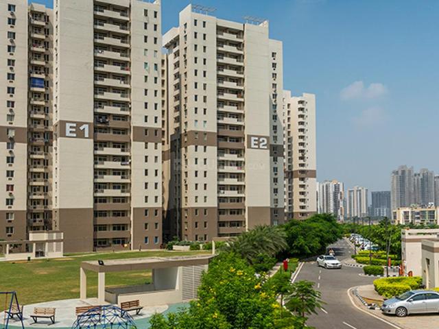 2 BHK Apartment in Sector 83 for resale Gurgaon. The reference number is 20290234
