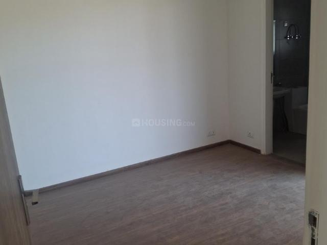 2 BHK Apartment in Sector 83 for resale Gurgaon. The reference number is 20351468