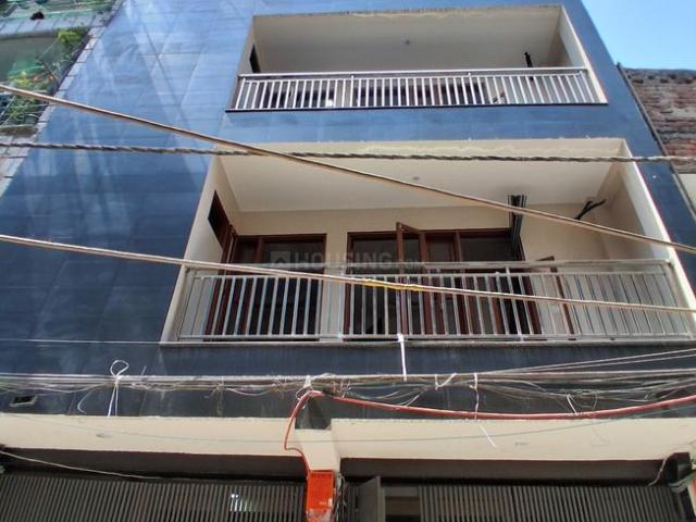 2 BHK Apartment in Sector 8 Dwarka for resale New Delhi. The reference number is 20501952