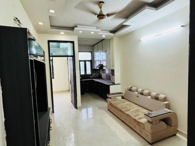 2 BHK Apartment in Sector 8 Dwarka for resale New Delhi. The reference number is 20845400