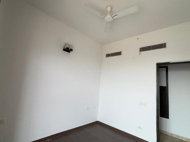 2 BHK Apartment in Sector 94 for rent Noida. The reference number is 20567132