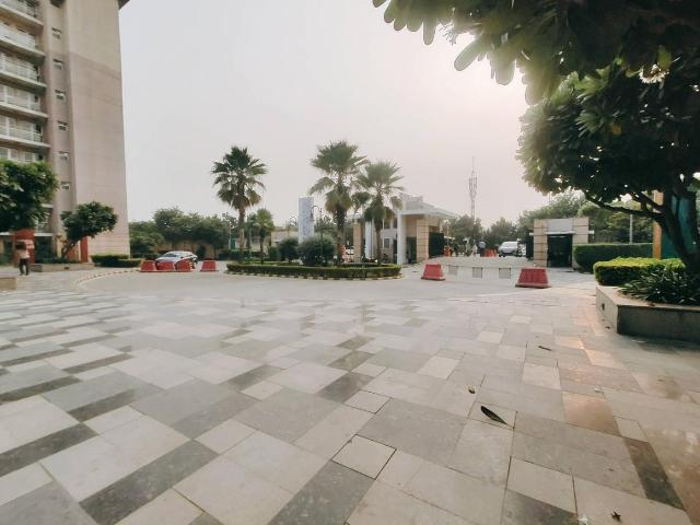 2 BHK Apartment in Sector 94 for rent Noida. The reference number is 9470119
