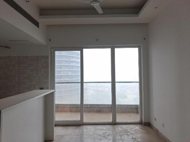 2 BHK Apartment in Sector 94 for resale Noida. The reference number is 18192601