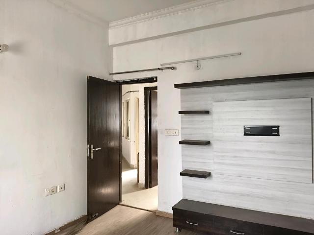 2 BHK Apartment in Sector 95 for rent Gurgaon. The reference number is 20207347