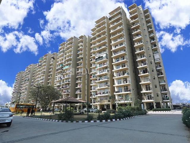 2 BHK Apartment in Sector 95 for resale Gurgaon. The reference number is 20872596