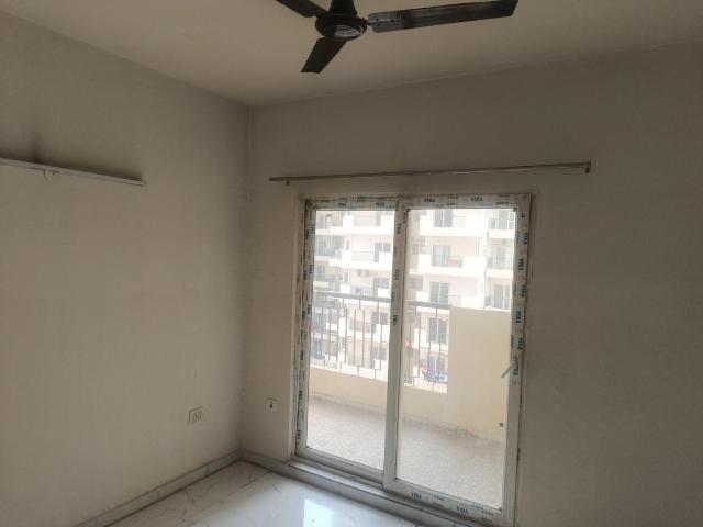 2 BHK Apartment in Sector 99 for rent Gurgaon. The reference number is 19755604