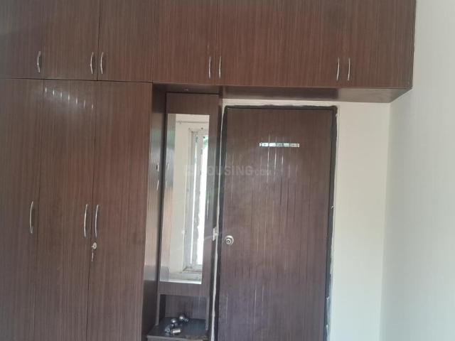 2 BHK Apartment in Sector 99 for rent Gurgaon. The reference number is 19956817