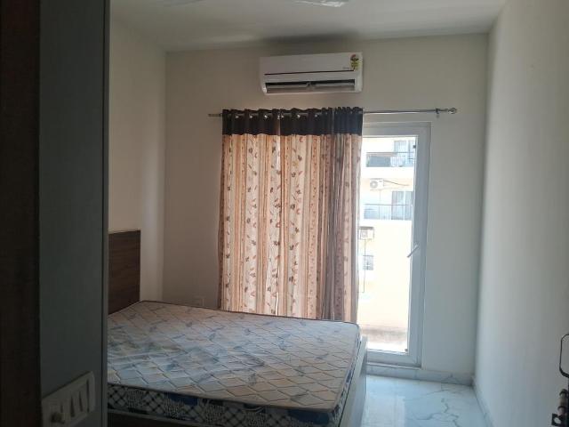 2 BHK Apartment in Sector 99 for rent Gurgaon. The reference number is 20012339
