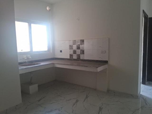 2 BHK Apartment in Sector 99 for resale Gurgaon. The reference number is 19203923
