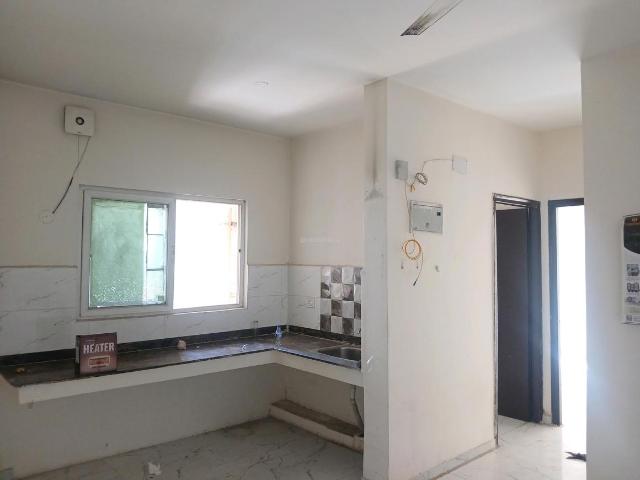 2 BHK Apartment in Sector 99 for resale Gurgaon. The reference number is 19748771