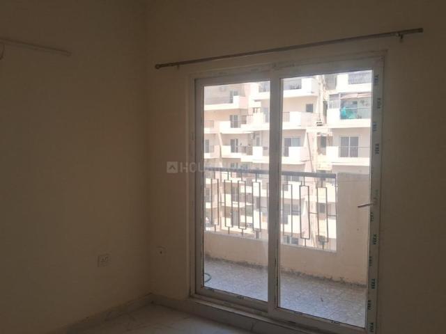 2 BHK Apartment in Sector 99 for resale Gurgaon. The reference number is 19983165