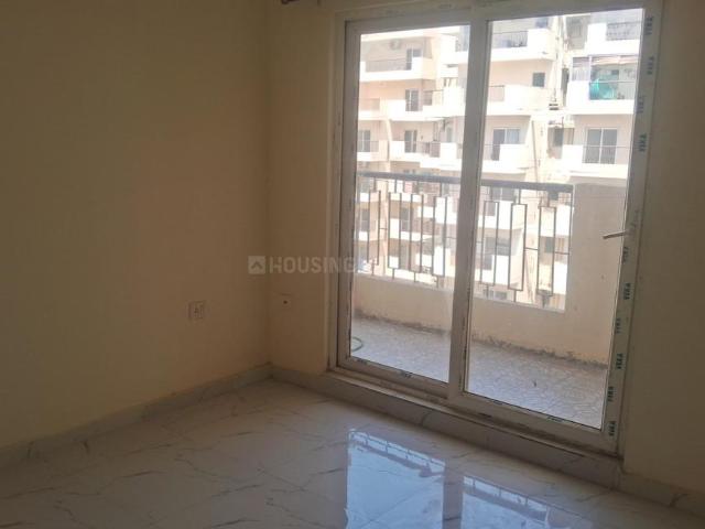 2 BHK Apartment in Sector 99 for resale Gurgaon. The reference number is 19983113